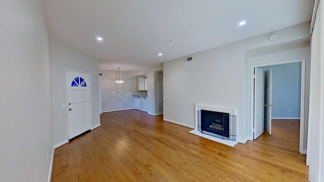 2960 Champion Way #304 - Photo 2 of 29