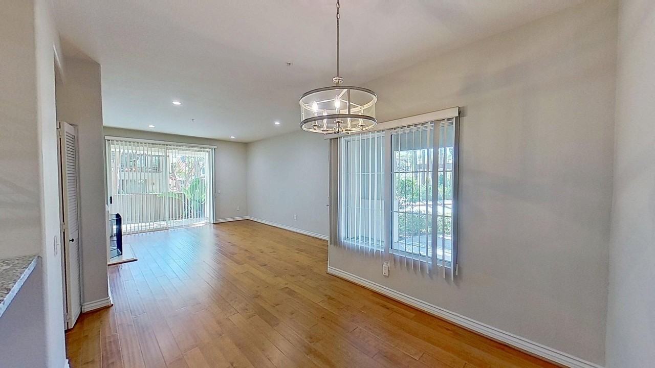 2960 Champion Way #304 - Photo 7 of 29