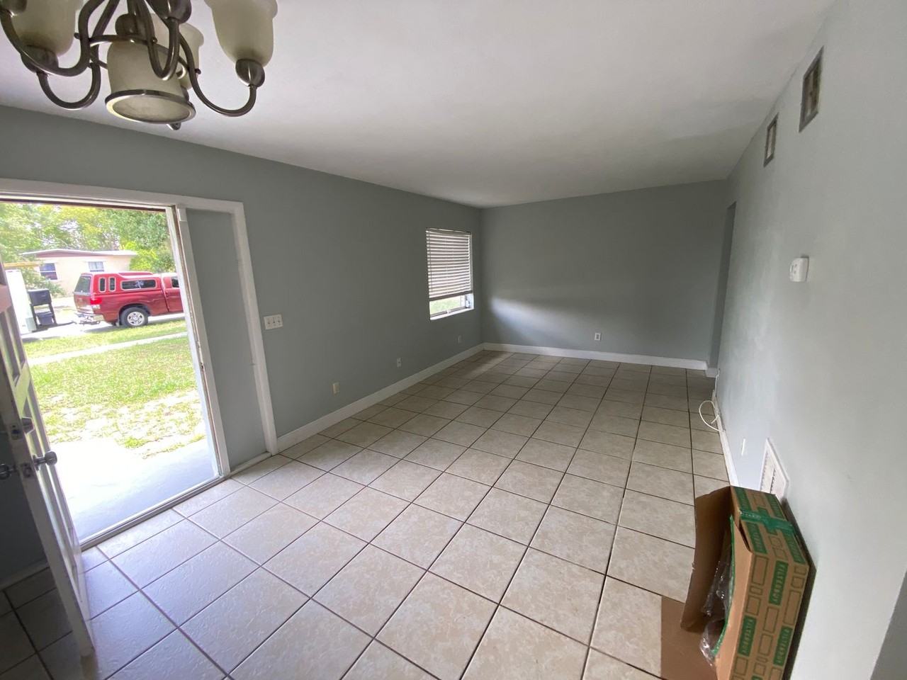 2309 Idaho Rd - Photo 4 of 23