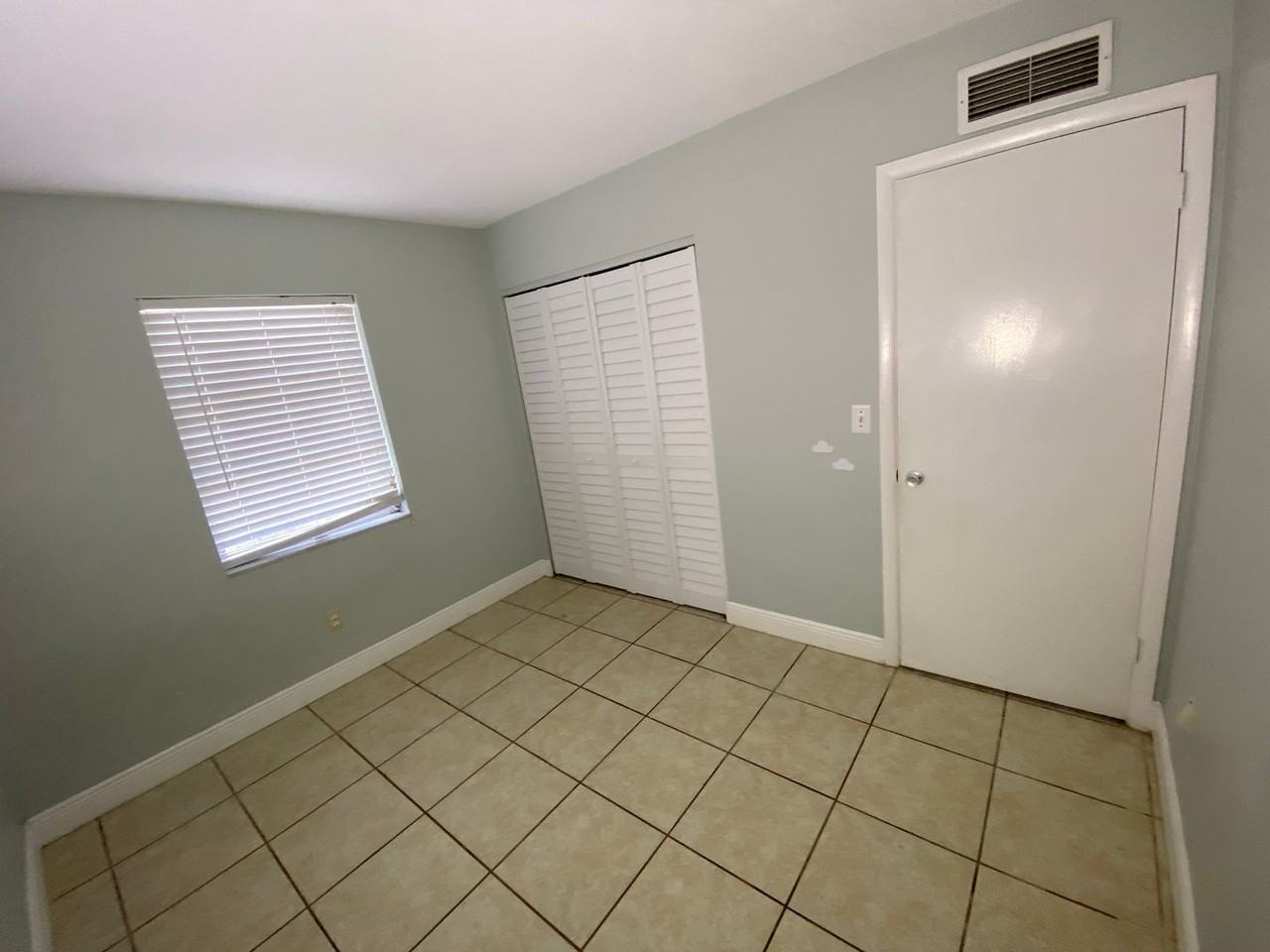 2309 Idaho Rd - Photo 6 of 23
