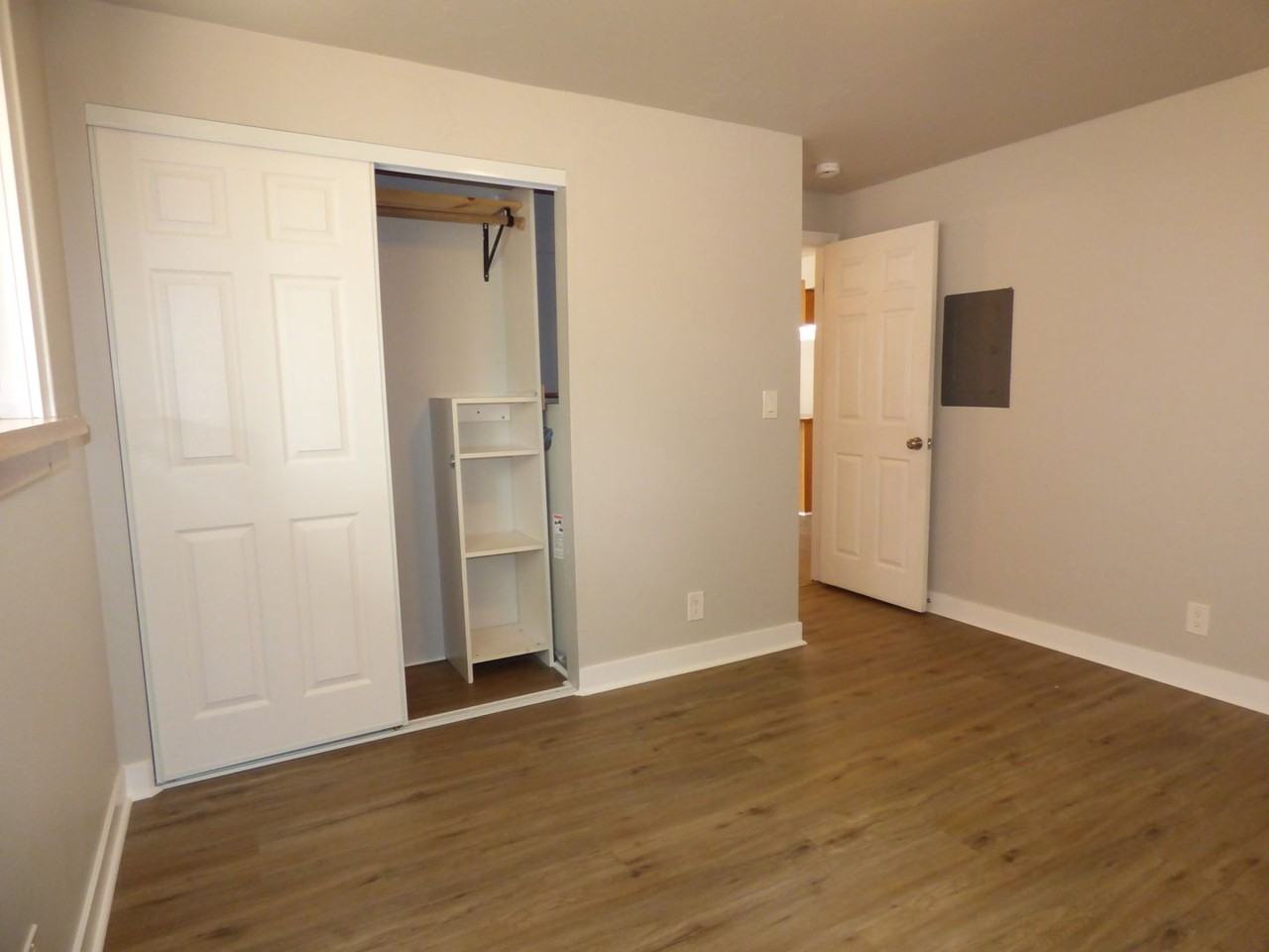 4655 Buffalo Ct Se - Photo 5 of 40