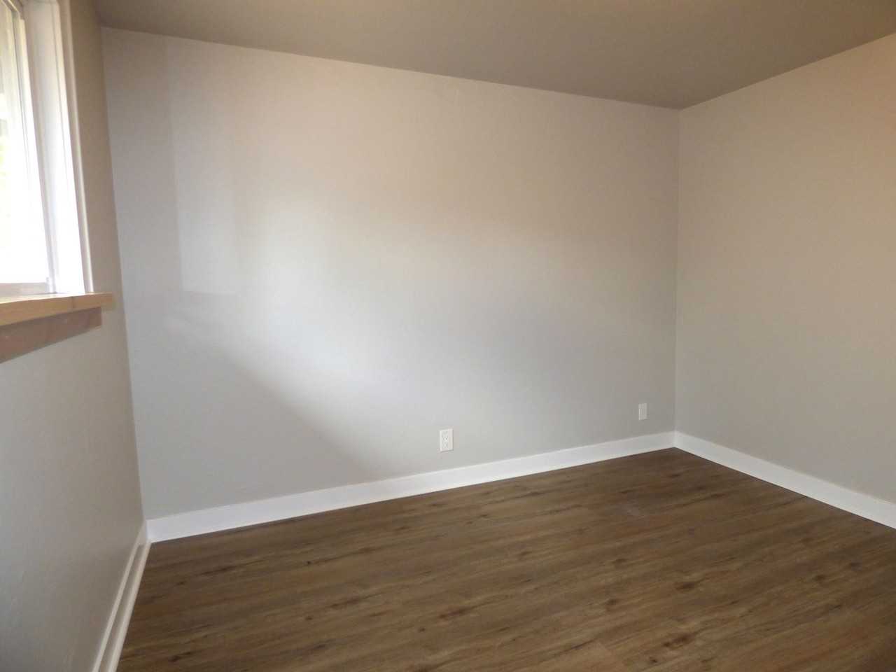 4655 Buffalo Ct Se - Photo 6 of 40