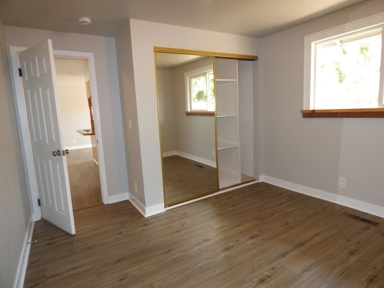 4655 Buffalo Ct Se - Photo 7 of 40