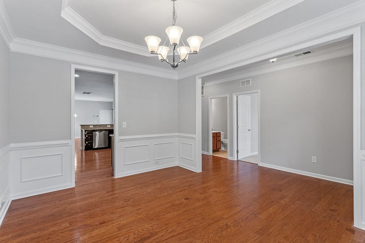 1121 Survada Ln - Photo 6 of 32