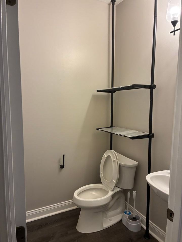 1664 N Wood Creek Dr - Photo 2 of 20