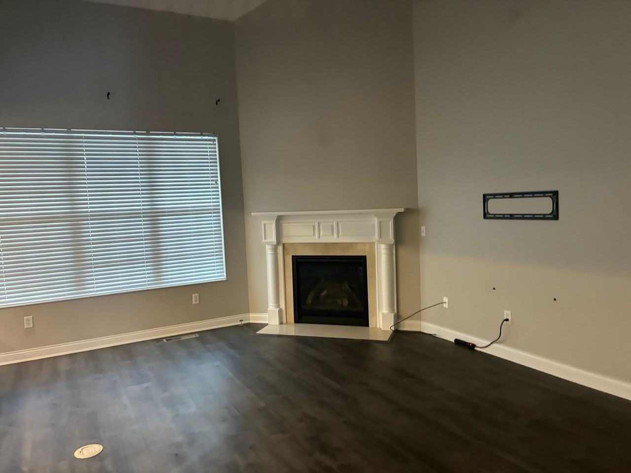 1664 N Wood Creek Dr - Photo 4 of 20