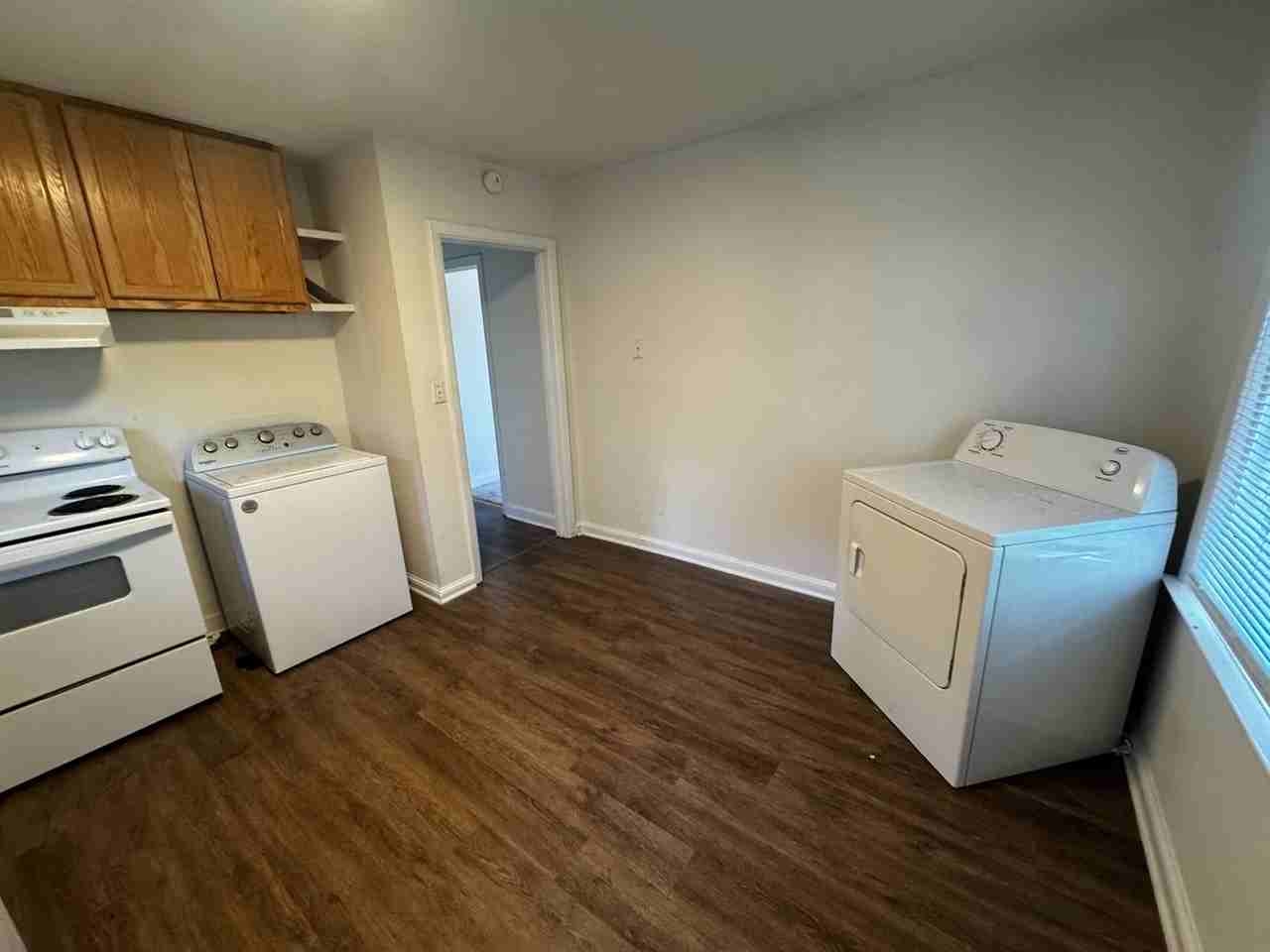 1304 Gorman St - Photo 2 of 6