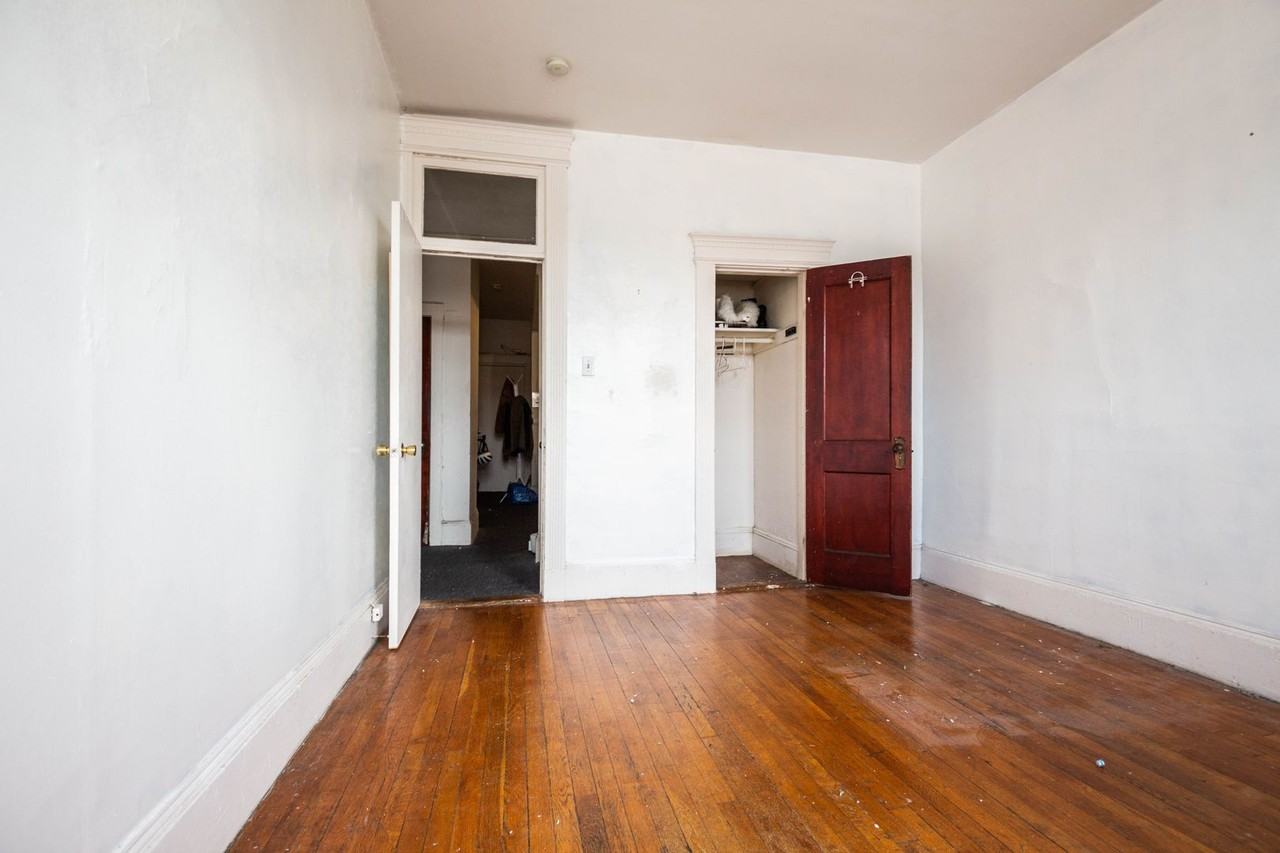 56 Fordham Rd - Photo 2 of 6
