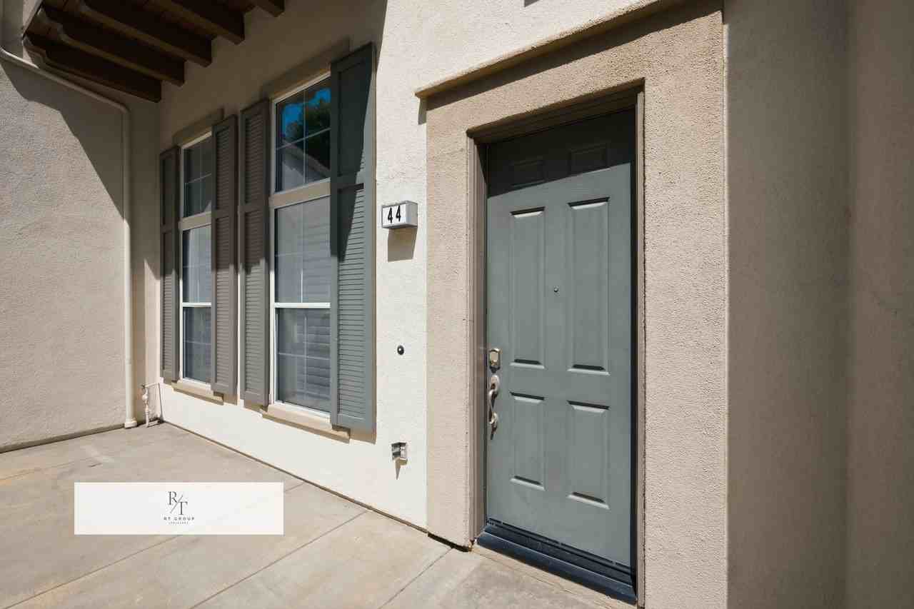 44 Chula Vis - Photo 3 of 42