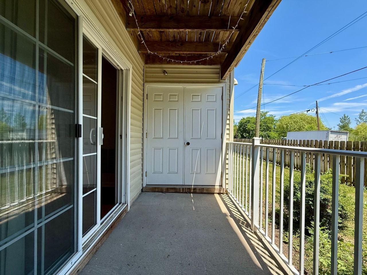 1315 Fernwood Ct - Photo 7 of 12