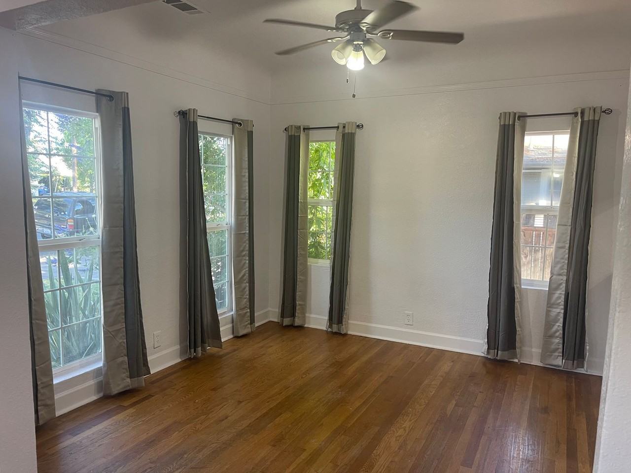 2233 Dwight Way - Photo 7 of 26