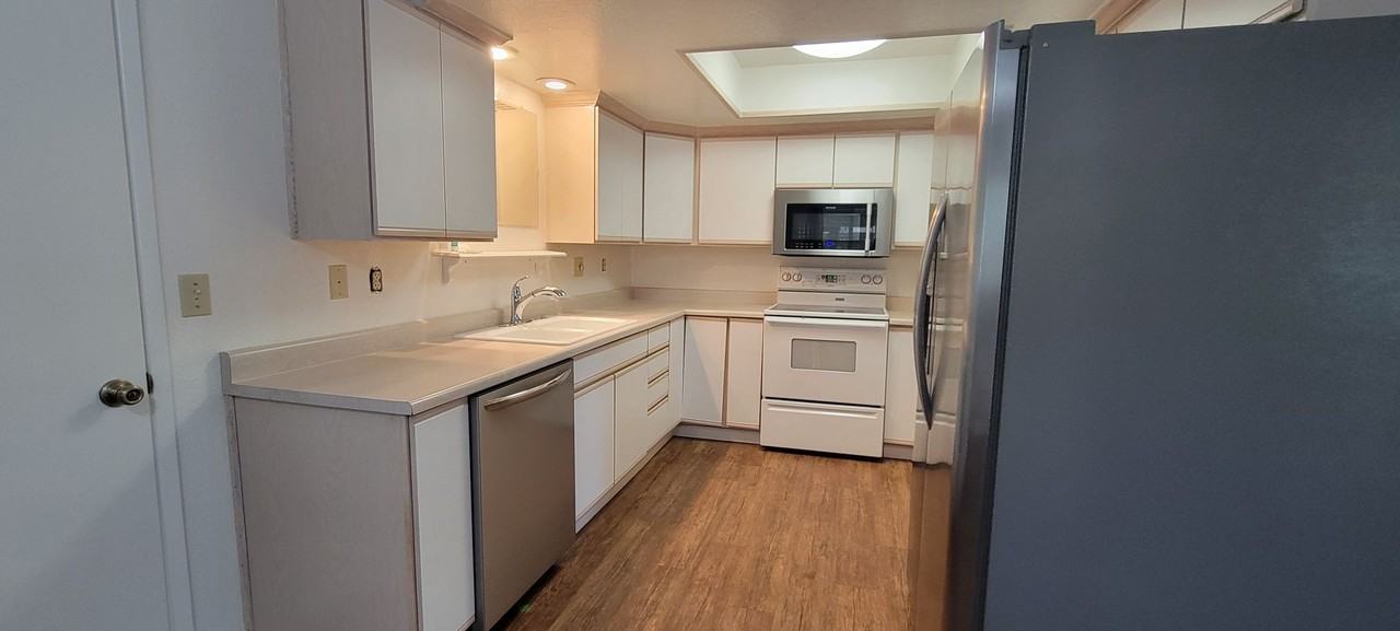 1855 Del Mar Ave - Photo 5 of 21