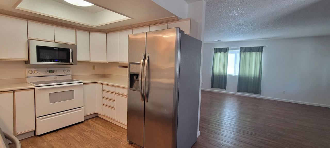 1855 Del Mar Ave - Photo 7 of 21