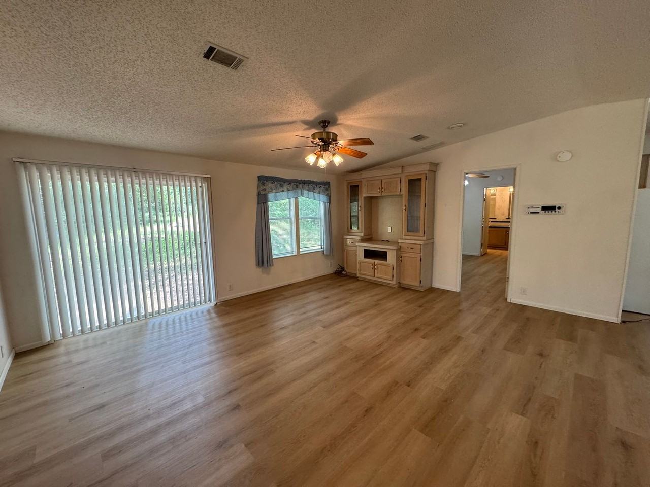 16937 16th St - Photo 2 of 21