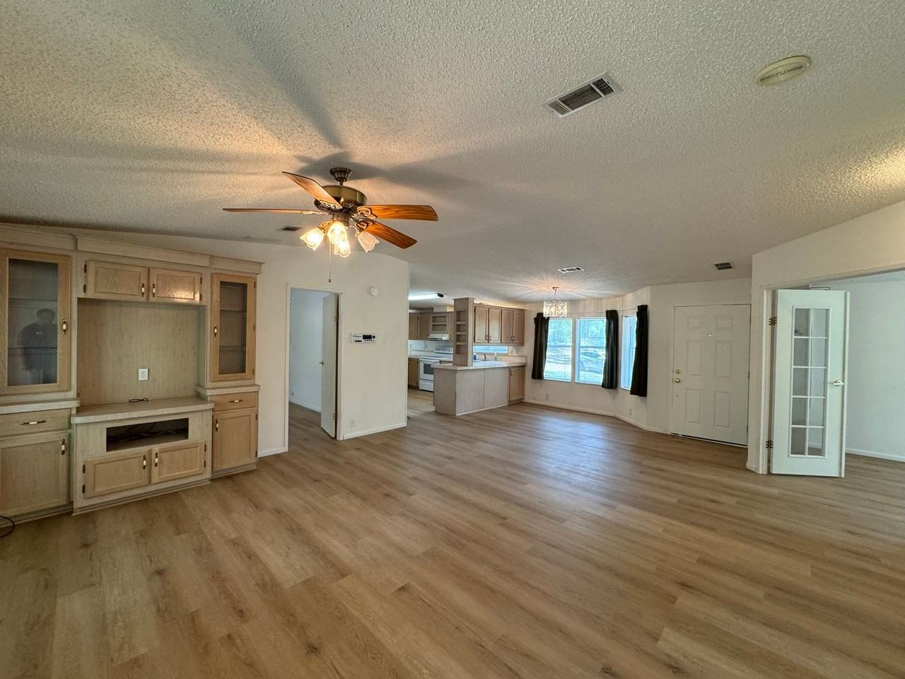 16937 16th St - Photo 5 of 21