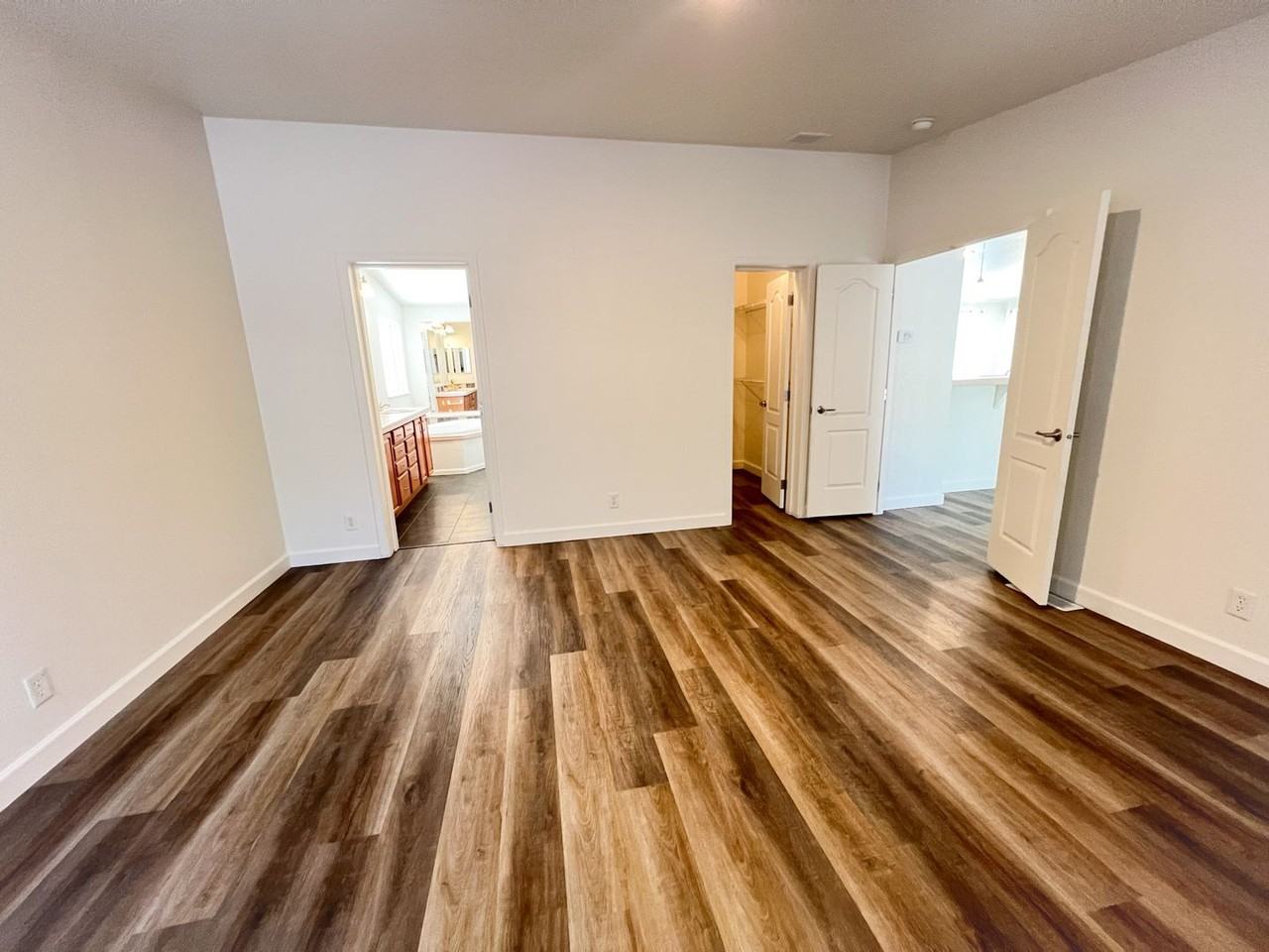 10830 E Oak Creek Trl - Photo 5 of 22