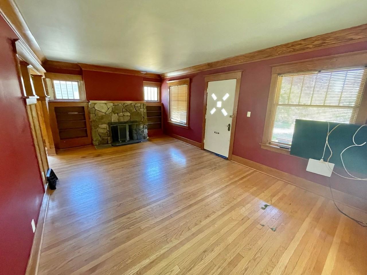 2319 N 55th St - Photo 2 of 28