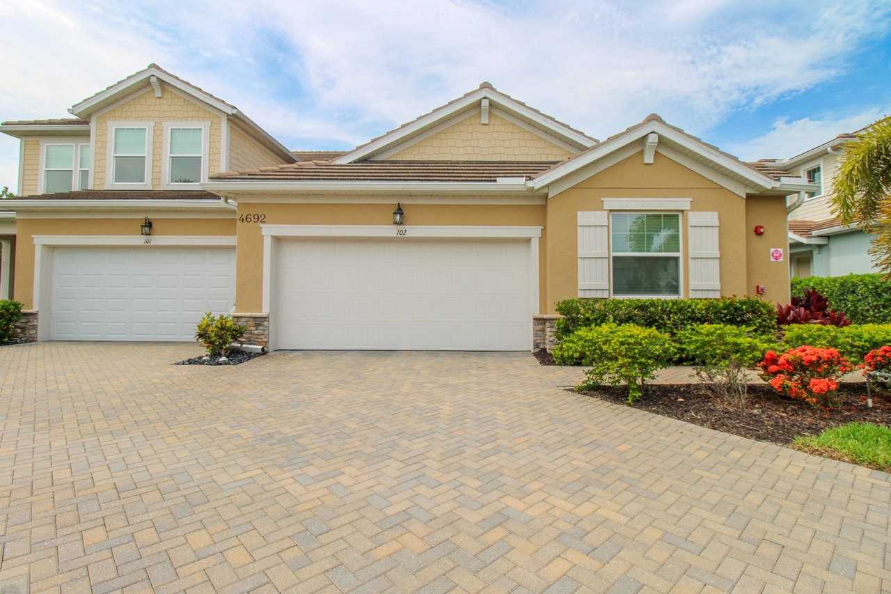4692 Arboretum Cir #102 - Photo 2 of 40