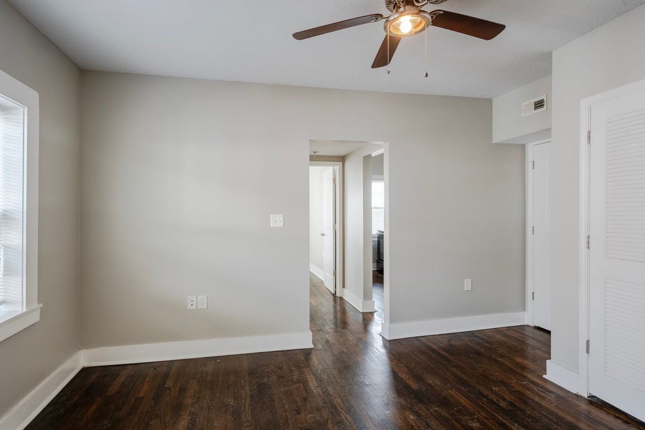 Chestnut Ave - Photo 2 of 13