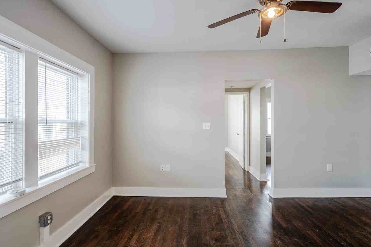 Chestnut Ave - Photo 4 of 13