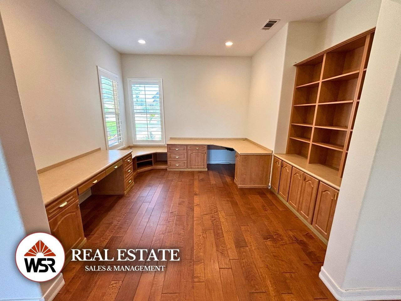 18691 Oak Park Dr - Photo 7 of 44