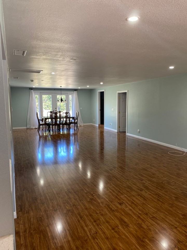 12133 Topa Ln - Photo 3 of 10
