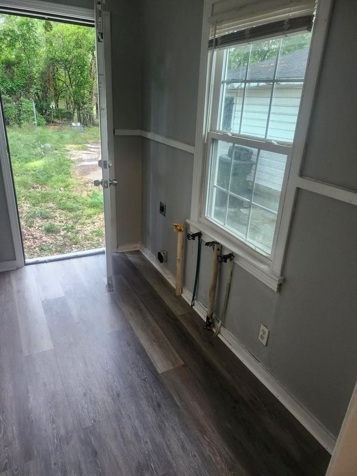 3007 Boone St - Photo 4 of 29