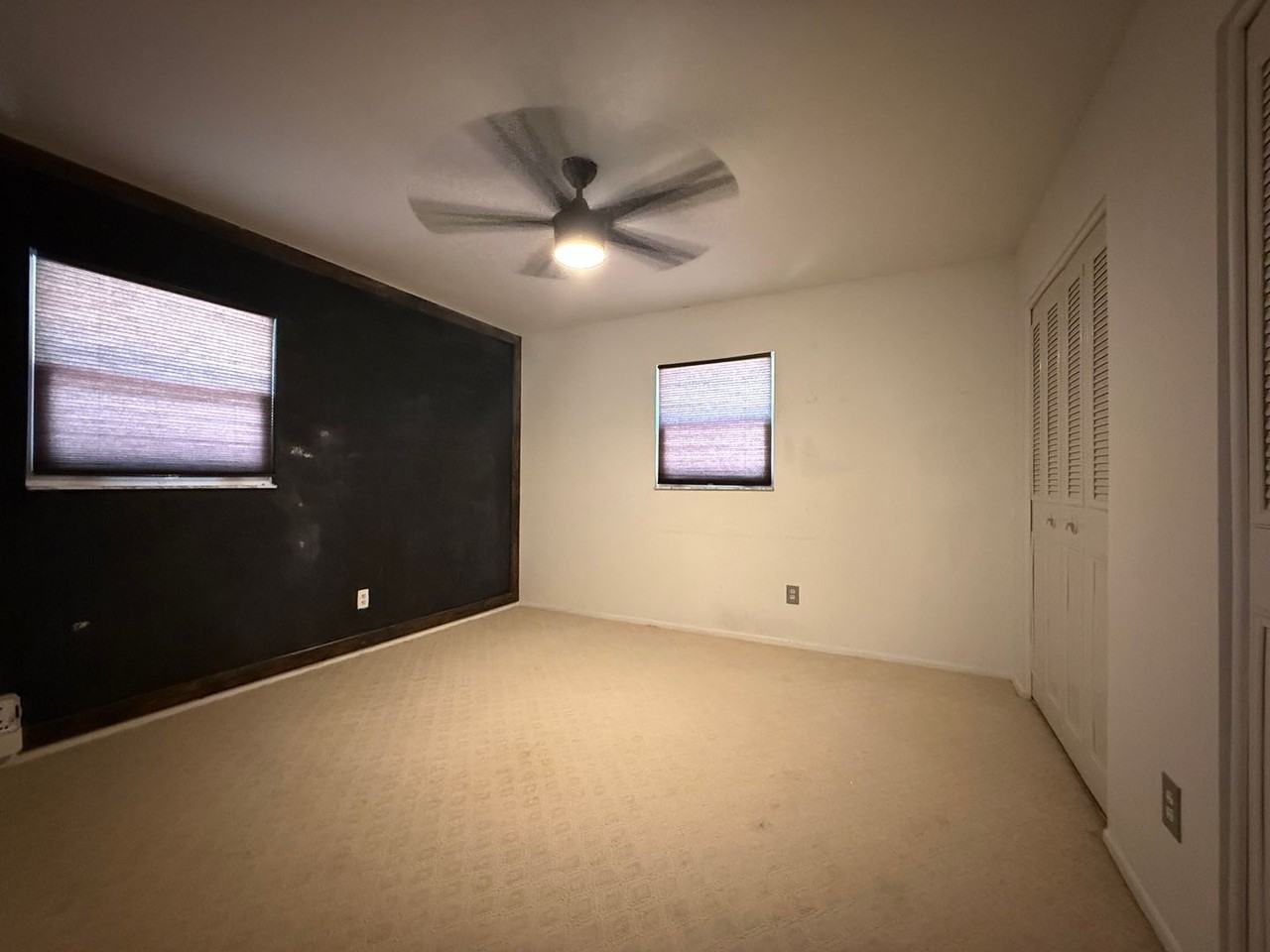 3636 Dame St - Photo 7 of 34