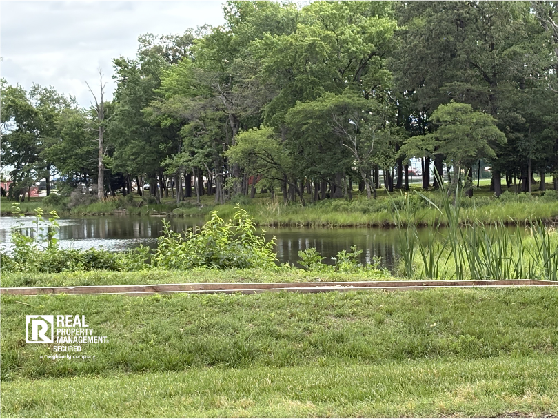 1346 Riverwood Way - Photo 2 of 12