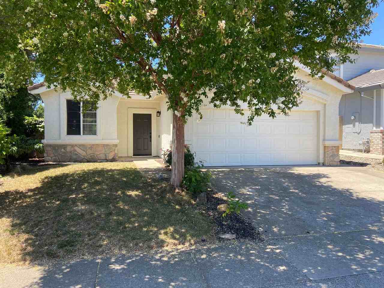 3203 Europa St - Photo 2 of 21