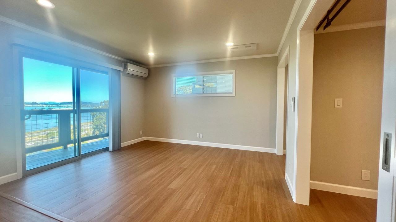 800A Hillside Ave - Photo 7 of 25