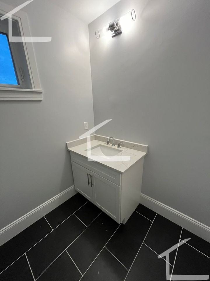 19 Shepard St - Photo 6 of 16