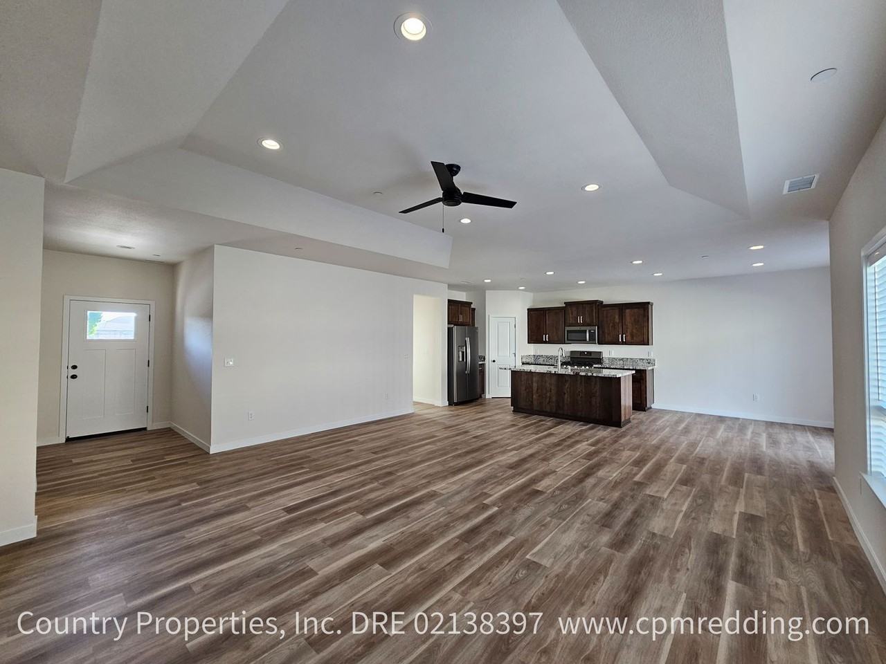 16904 Cape Cod Dr - Photo 5 of 32
