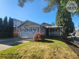 featured image of 1105 E 53rd St