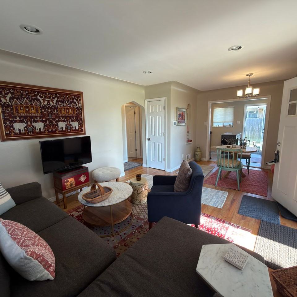 3632 Grape St - Photo 6 of 23