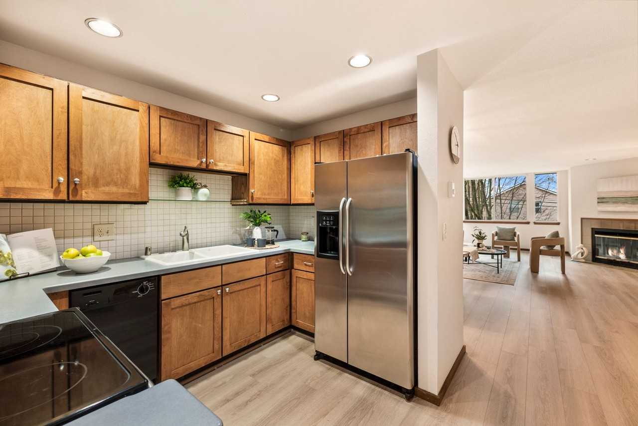 2350 10th Ave E #227 - Photo 7 of 27