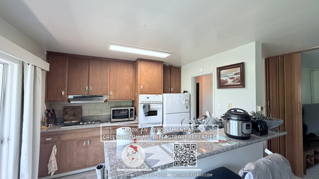 1516 Henry St #5 - Photo 2 of 10