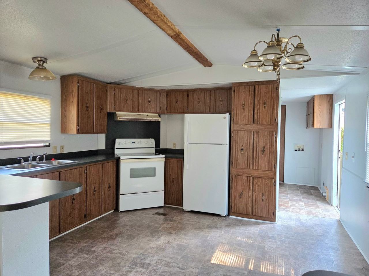 3620 Richardson Rd - Photo 5 of 12
