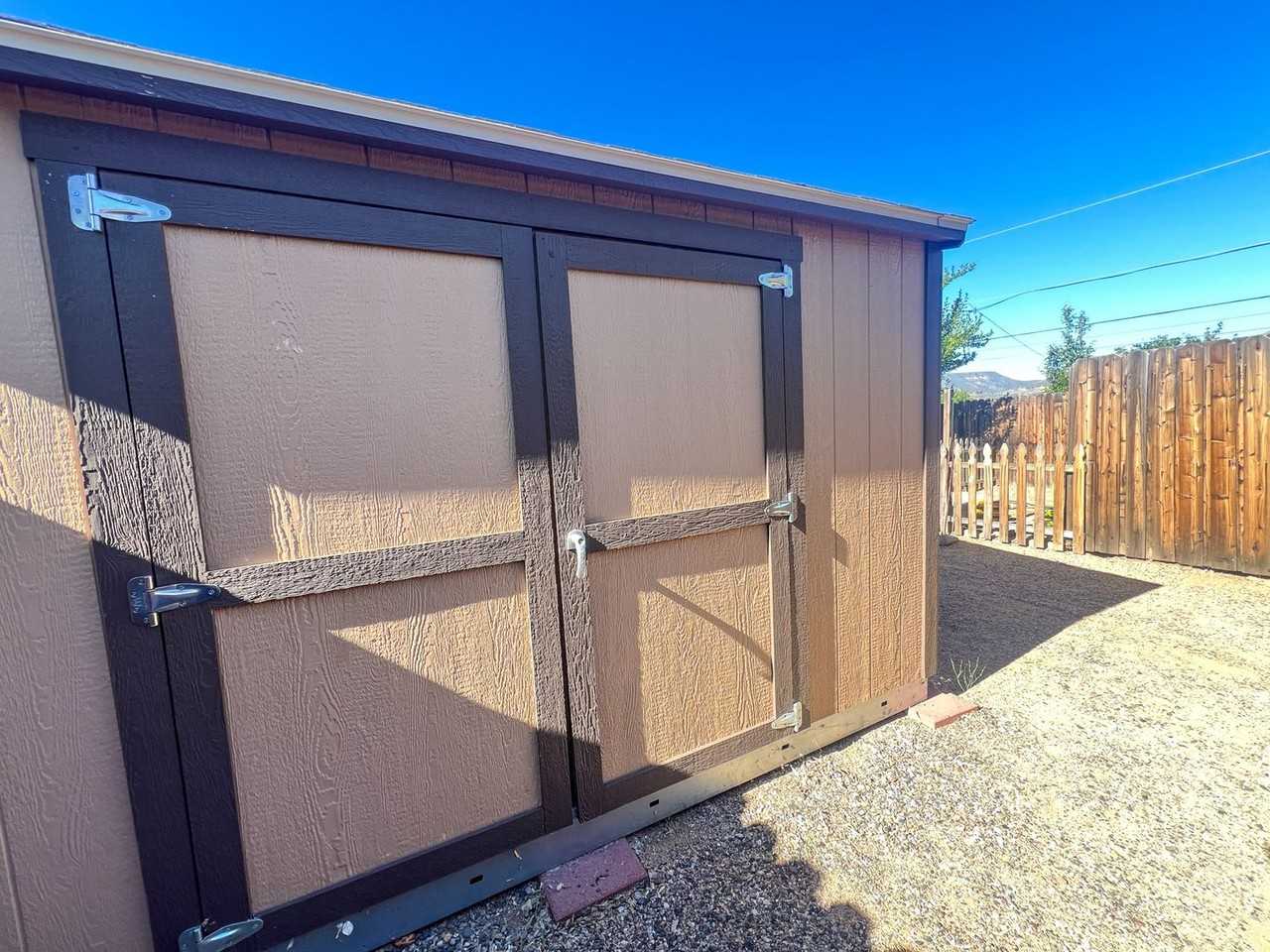 626 S Park Cir - Photo 7 of 9