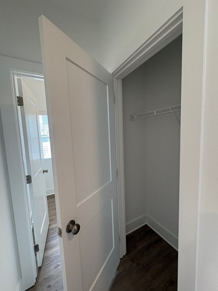 2951 Sharpstone Dr - Photo 6 of 21