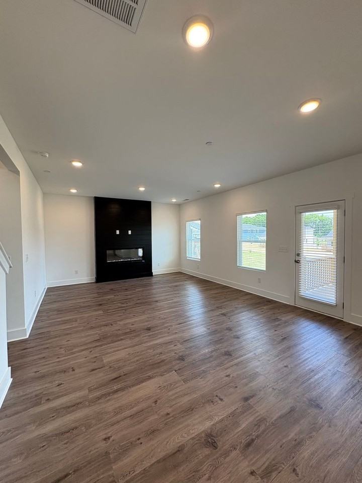 2951 Sharpstone Dr - Photo 7 of 21