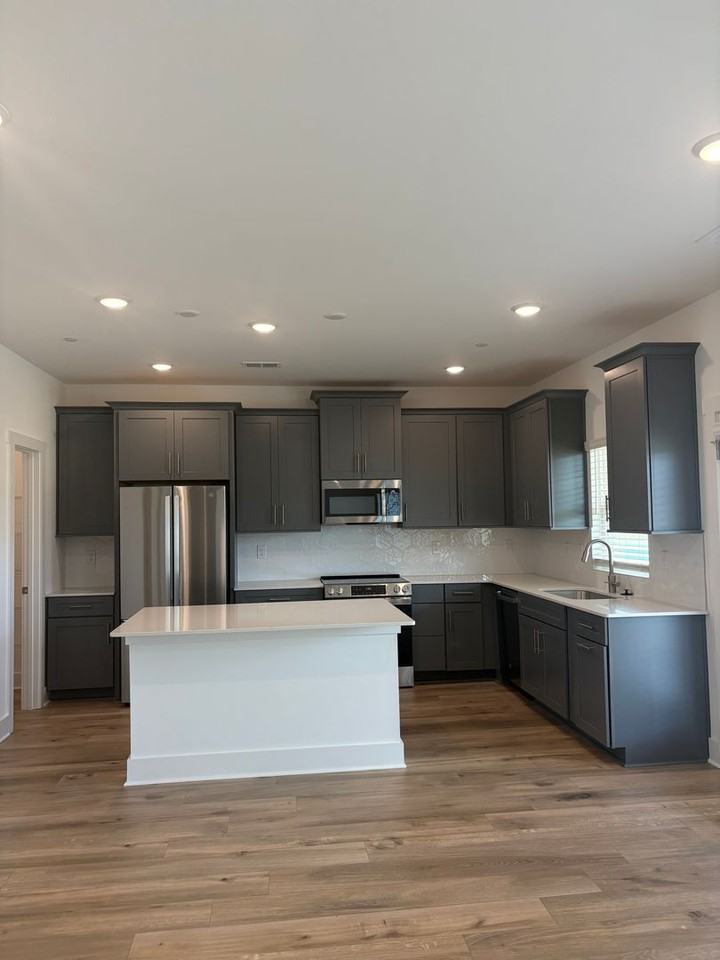 3144 Rolling Brook Dr #88 - Photo 4 of 20