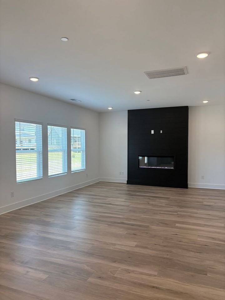 3144 Rolling Brook Dr #88 - Photo 6 of 20
