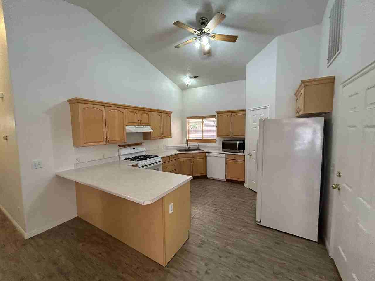 2405 S 770 W - Photo 6 of 36