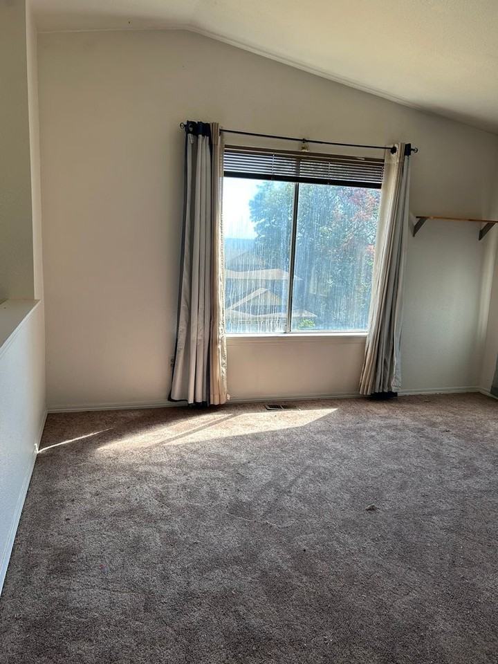 206 Sw 27th St - Photo 3 of 23