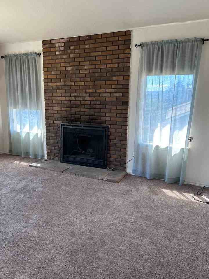206 Sw 27th St - Photo 4 of 23