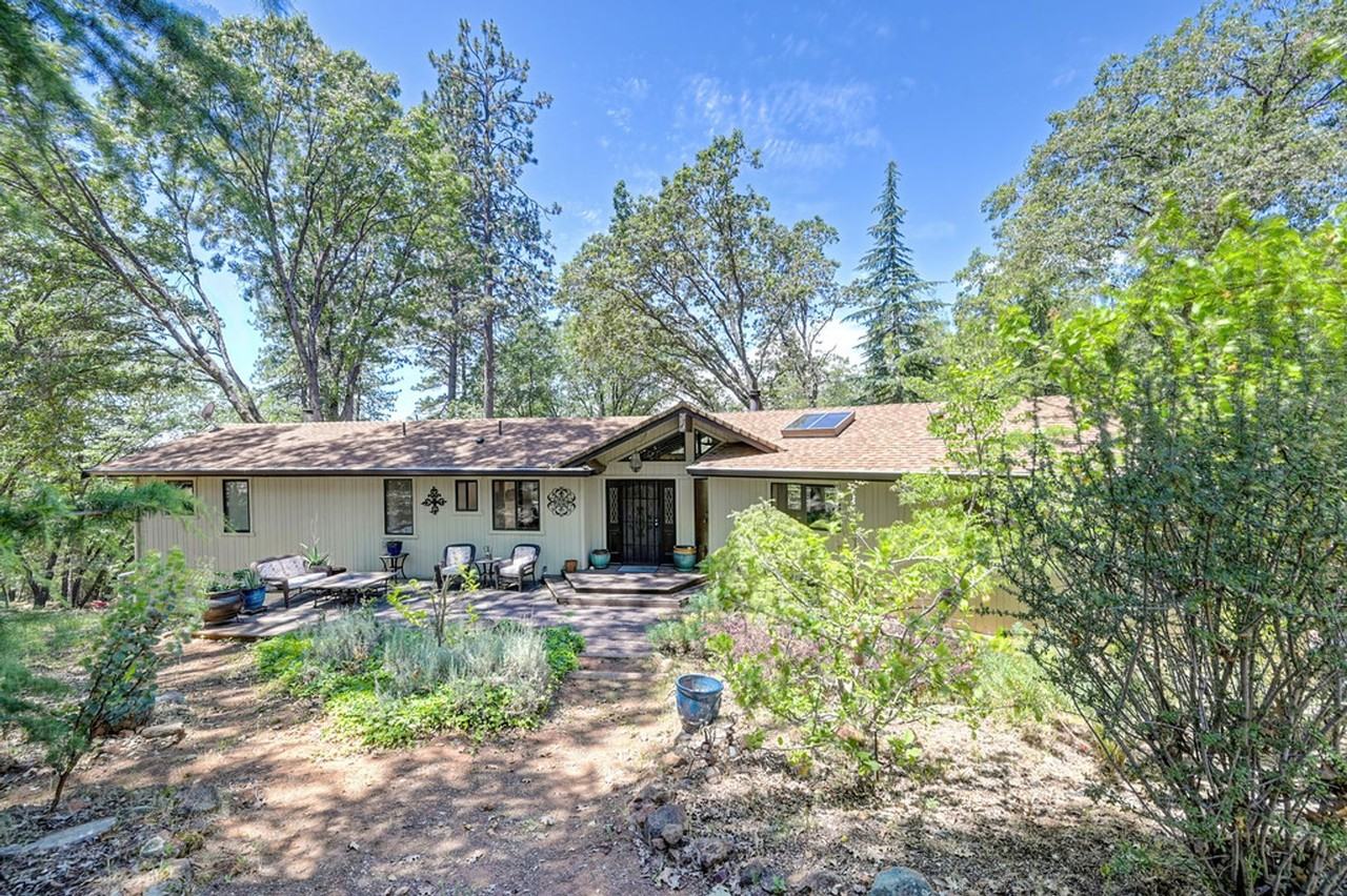 16832 Alice Way - Photo 5 of 50