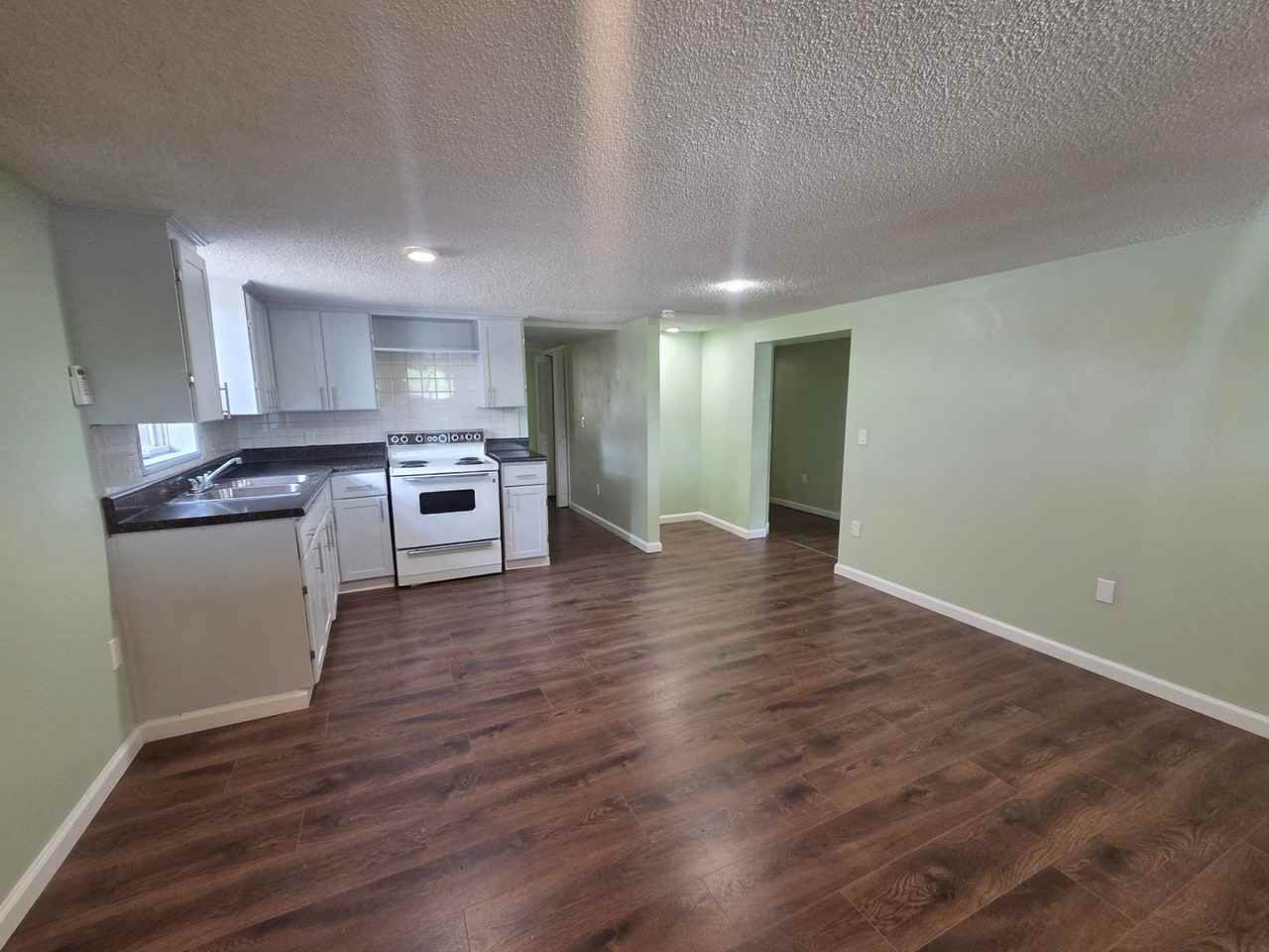 179 Gilmer St #6 - Photo 3 of 17