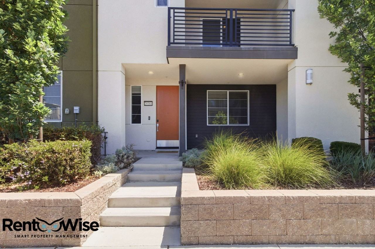 29384 Hub Ln - Photo 3 of 50