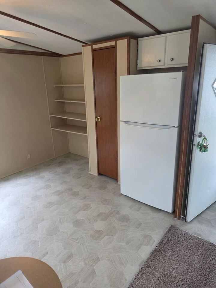 120 Juneau Way - Photo 5 of 13